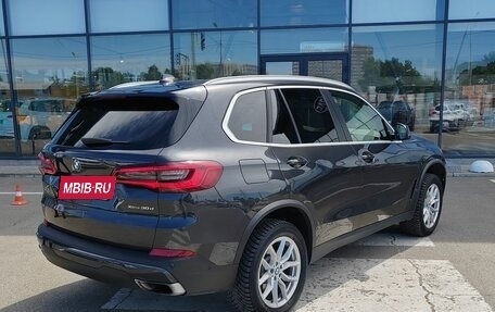 BMW X5, 2019 год, 5 600 000 рублей, 5 фотография