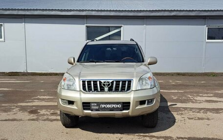 Toyota Land Cruiser Prado 120 рестайлинг, 2008 год, 1 980 000 рублей, 2 фотография