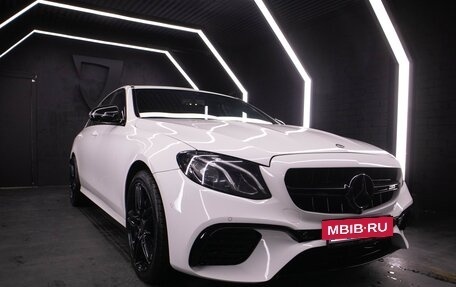 Mercedes-Benz E-Класс, 2016 год, 3 500 000 рублей, 2 фотография