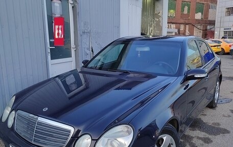 Mercedes-Benz E-Класс, 2004 год, 4 фотография
