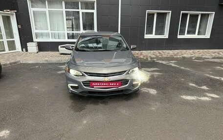 Chevrolet Malibu IX, 2017 год, 950 000 рублей, 3 фотография