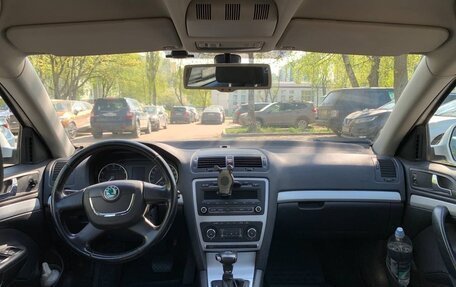 Skoda Octavia, 2011 год, 555 000 рублей, 2 фотография