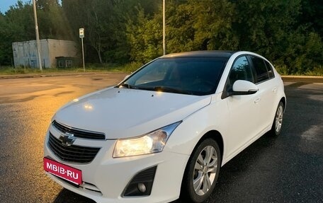 Chevrolet Cruze II, 2013 год, 1 050 000 рублей, 2 фотография