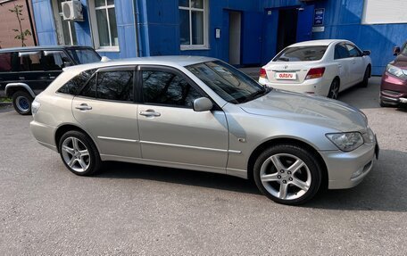 Toyota Altezza, 2003 год, 699 999 рублей, 3 фотография