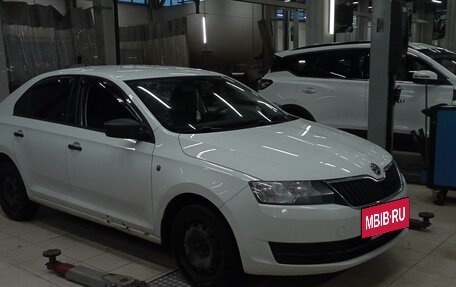 Skoda Rapid I, 2016 год, 750 000 рублей, 2 фотография