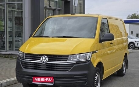 Volkswagen Transporter T6 рестайлинг, 2021 год, 3 500 000 рублей, 2 фотография