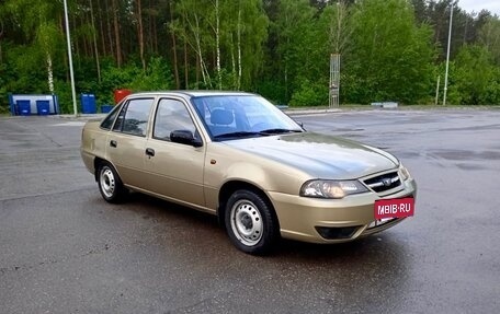 Daewoo Nexia I рестайлинг, 2009 год, 500 000 рублей, 2 фотография