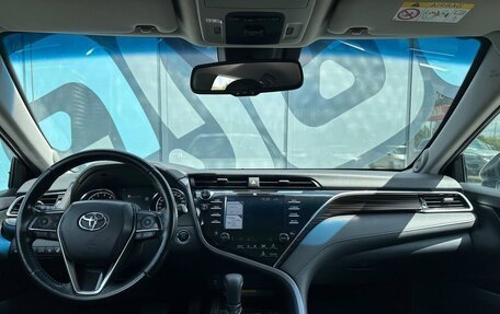 Toyota Camry, 2018 год, 2 850 000 рублей, 2 фотография