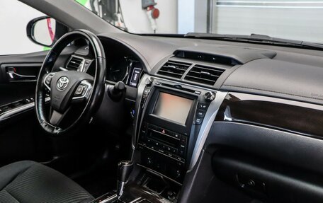 Toyota Camry, 2015 год, 1 575 000 рублей, 7 фотография