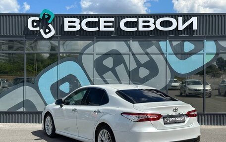 Toyota Camry, 2018 год, 2 850 000 рублей, 3 фотография