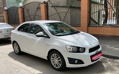 Chevrolet Aveo III, 2012 год, 990 000 рублей, 2 фотография
