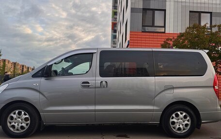 Hyundai Grand Starex Grand Starex I рестайлинг 2, 2012 год, 1 800 000 рублей, 5 фотография