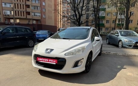 Peugeot 308 II, 2012 год, 670 000 рублей, 2 фотография