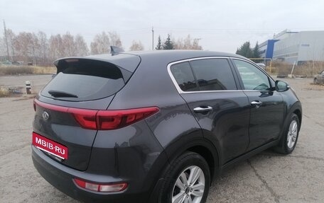 KIA Sportage IV рестайлинг, 2018 год, 1 630 000 рублей, 4 фотография