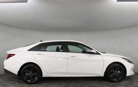 Hyundai Elantra, 2023 год, 2 215 000 рублей, 4 фотография
