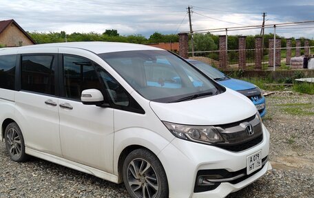 Honda Stepwgn IV, 2015 год, 2 180 000 рублей, 2 фотография