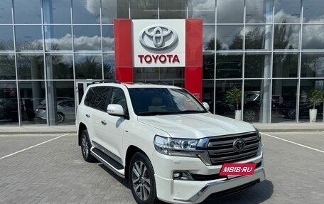 Toyota Land Cruiser 200, 2019 год, 7 500 000 рублей, 3 фотография