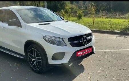 Mercedes-Benz GLE Coupe, 2017 год, 4 450 000 рублей, 3 фотография