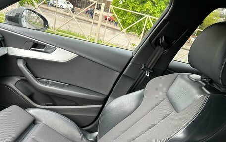 Audi A4, 2018 год, 2 390 000 рублей, 6 фотография