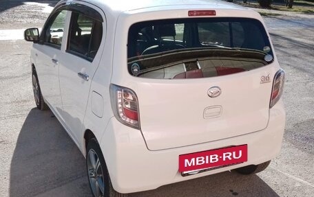 Daihatsu Mira e:S I рестайлинг, 2016 год, 680 000 рублей, 3 фотография
