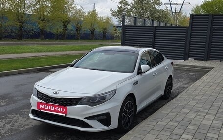 KIA Optima IV, 2019 год, 2 300 000 рублей, 2 фотография
