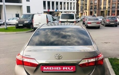 Toyota Corolla, 2015 год, 900 000 рублей, 3 фотография