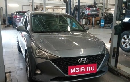 Hyundai Solaris II рестайлинг, 2021 год, 1 220 000 рублей, 2 фотография