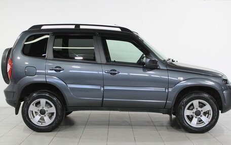 Chevrolet Niva I рестайлинг, 2020 год, 905 000 рублей, 4 фотография