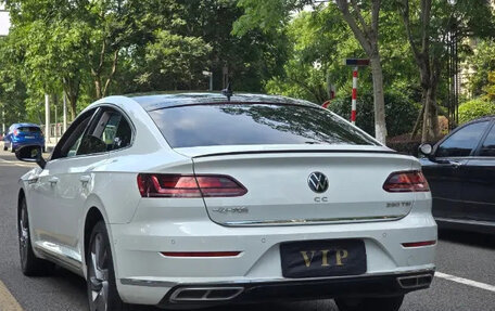 Volkswagen Passat CC, 2022 год, 2 404 000 рублей, 2 фотография