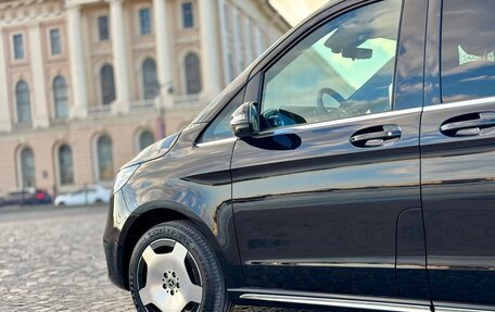 Mercedes-Benz V-Класс, 2025 год, 13 880 000 рублей, 4 фотография