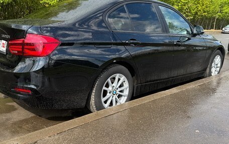BMW 3 серия, 2018 год, 2 300 000 рублей, 2 фотография