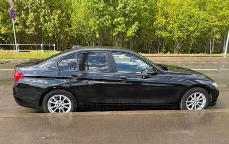 BMW 3 серия, 2018 год, 2 300 000 рублей, 4 фотография