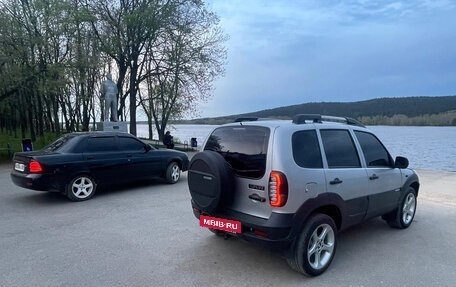 Chevrolet Niva I рестайлинг, 2010 год, 460 000 рублей, 2 фотография