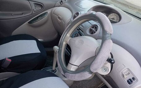 Toyota Platz, 2001 год, 370 000 рублей, 3 фотография