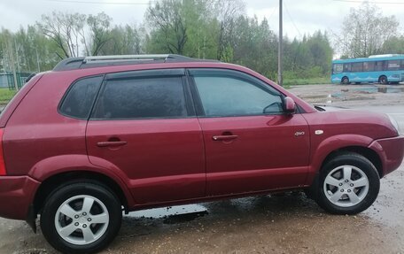 Hyundai Tucson III, 2008 год, 1 000 000 рублей, 4 фотография