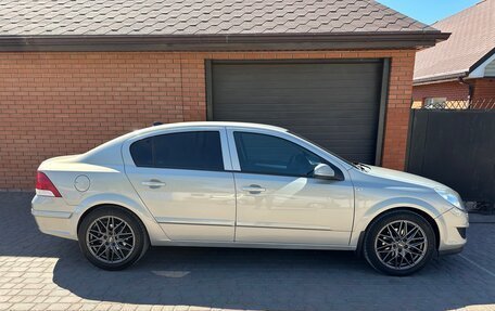 Opel Astra H, 2008 год, 750 000 рублей, 2 фотография
