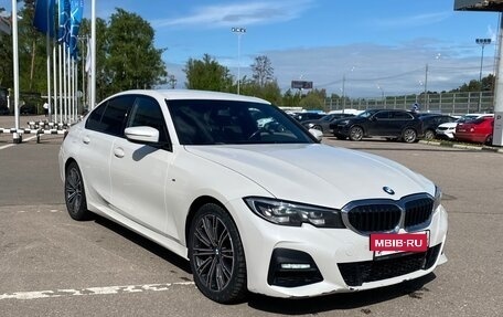 BMW 3 серия, 2019 год, 2 990 000 рублей, 3 фотография