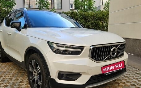 Volvo XC40 I, 2018 год, 2 700 000 рублей, 2 фотография