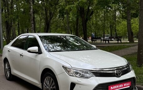 Toyota Camry, 2014 год, 2 000 000 рублей, 2 фотография