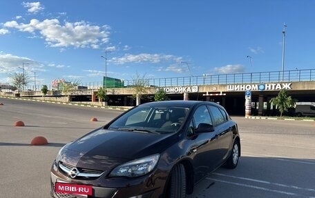 Opel Astra J, 2014 год, 1 100 000 рублей, 6 фотография
