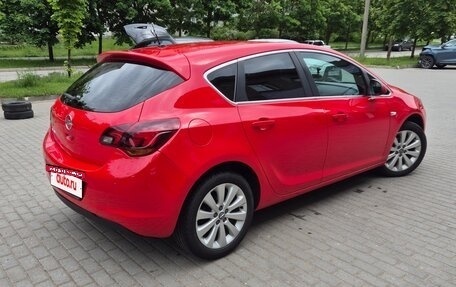Opel Astra J, 2012 год, 900 000 рублей, 5 фотография