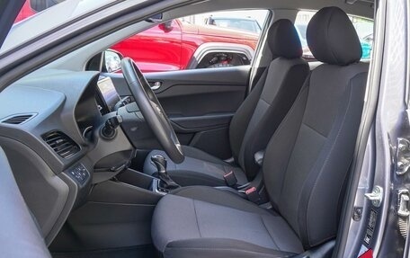 Hyundai Solaris II рестайлинг, 2020 год, 1 600 000 рублей, 10 фотография
