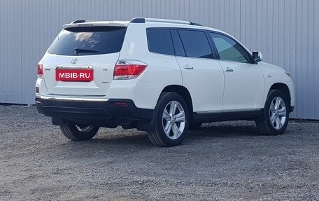 Toyota Highlander III, 2011 год, 2 099 000 рублей, 3 фотография