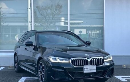 BMW 5 серия, 2022 год, 3 980 000 рублей, 3 фотография