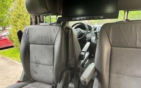 Volkswagen Multivan T5, 2014 год, 2 900 000 рублей, 2 фотография