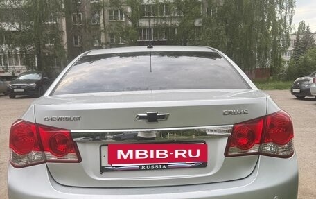 Chevrolet Cruze II, 2014 год, 800 000 рублей, 2 фотография