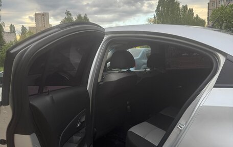 Chevrolet Cruze II, 2014 год, 800 000 рублей, 7 фотография