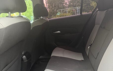 Chevrolet Cruze II, 2014 год, 800 000 рублей, 8 фотография