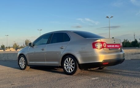 Volkswagen Jetta VI, 2008 год, 595 000 рублей, 4 фотография