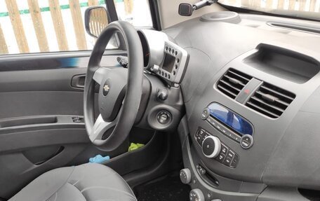Chevrolet Spark III, 2011 год, 650 000 рублей, 3 фотография